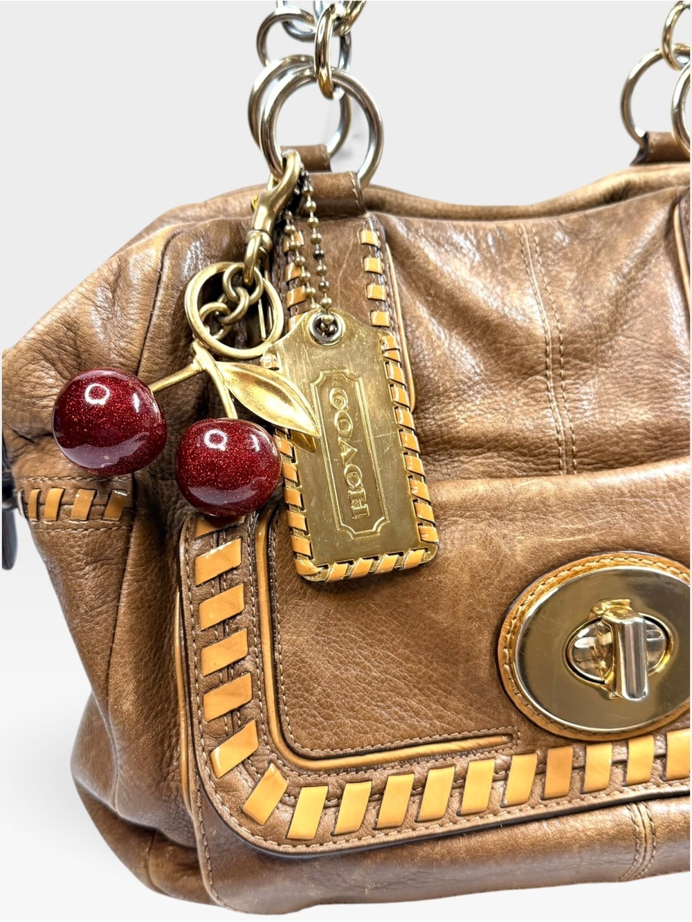 ๐ป Vintage Coach Whipstitch Turnlock Kisslock Slouchy Satchel โ RARE - Picture 4 of 15